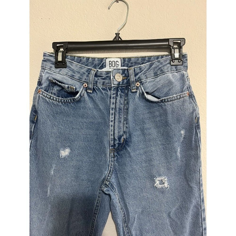 URBAN Outfitters BDG Mom High-Rise Distressed Jeans Size 25 Medium - Picture 2 of 11